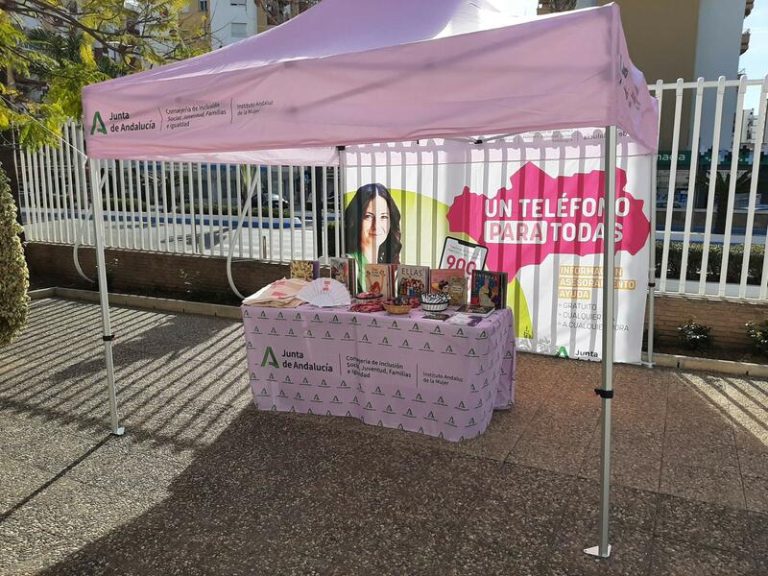 La Junta organiza más de una treintena de actos en Andalucía con motivo del 8M