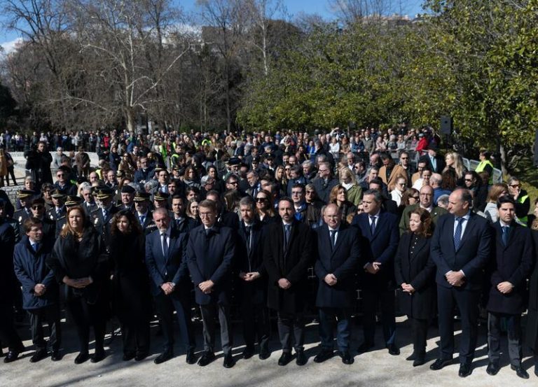 La AVT critica la ausencia del Gobierno en el Bosque del Recuerdo: 