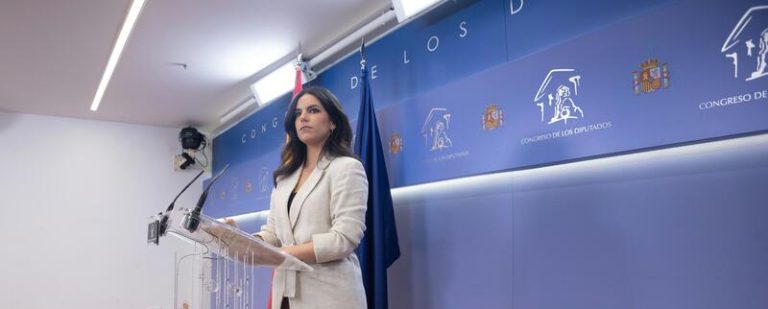 Vox opina que la renuncia del Gobierno a los PGE muestra que está 