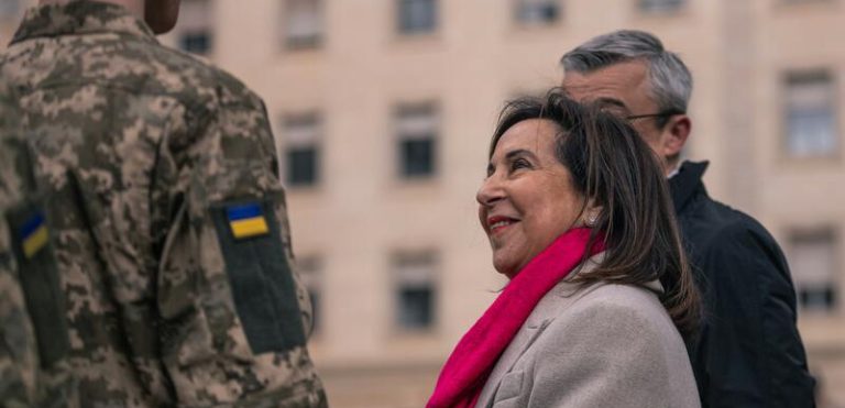 Defensa ha realizado un total de 61 exportaciones de material militar a Ucrania