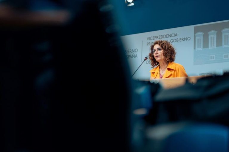 Foro Libertad y Alternativa se querella contra Montero y García Ortiz por el caso de la pareja de Ayuso