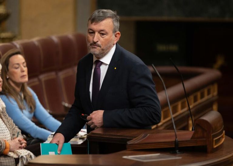 Junts mete presión en favor de las ETT al proponer más margen para los contratos