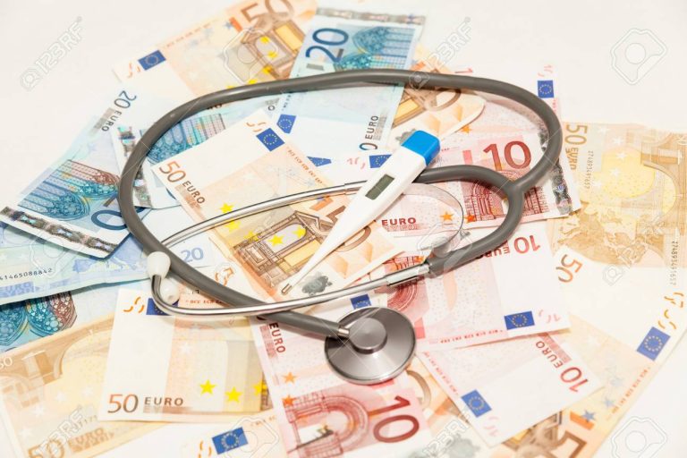 ¿Cuánto vale tu vida? La sanidad pública decide así si financia o no un tratamiento médico