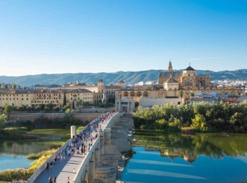 Córdoba, un remanso de paz y tradición Córdoba, un remanso de paz y tradición