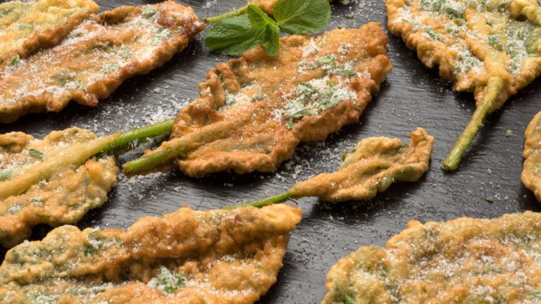 ¿Cómo preparar crespillos? La receta del dulce típico aragonés para primavera y Semana Santa