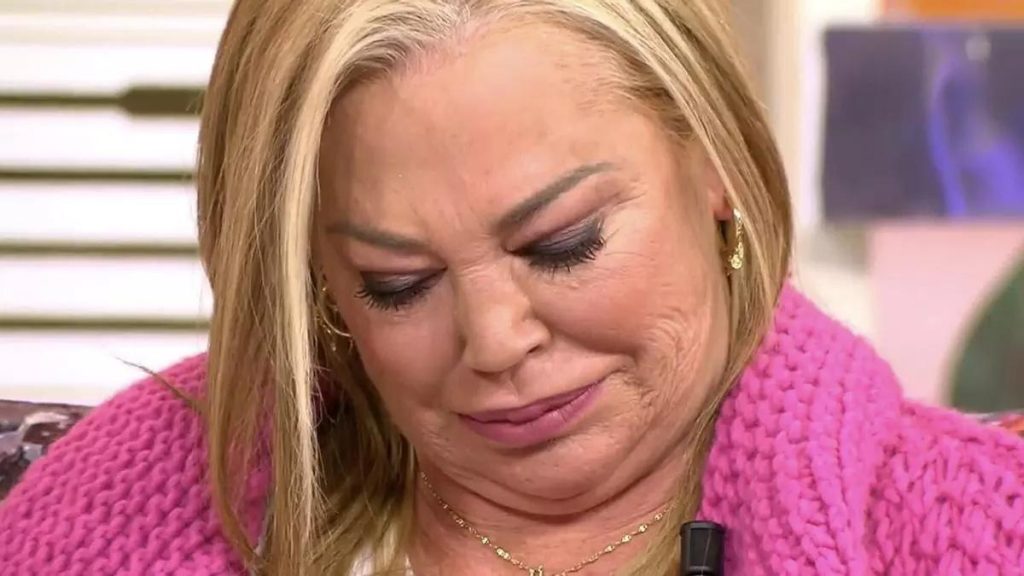 Belén Esteban llorando