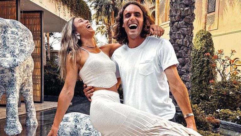 Paula Badosa y Tsitsipas ya no son la pareja de moda: la tenista checa que conquista miradas