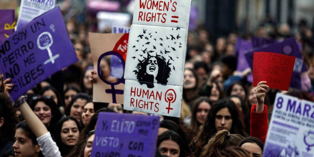 Feminismo clásico vs. feminismo interseccional: las posturas enfrentadas