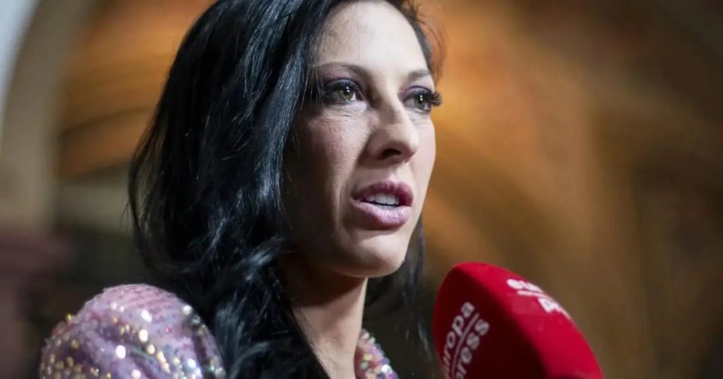 Análisis del contrato: ¿Qué incluía realmente la compensación de 25.000 euros mencionada en el documento inicial?