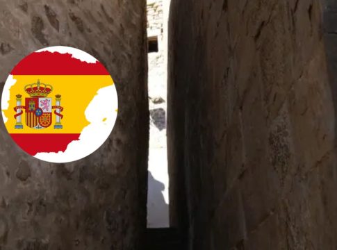 Calle-España ¡No apta para claustrofóbicos! Descubre cuál es la calle más estrecha de España