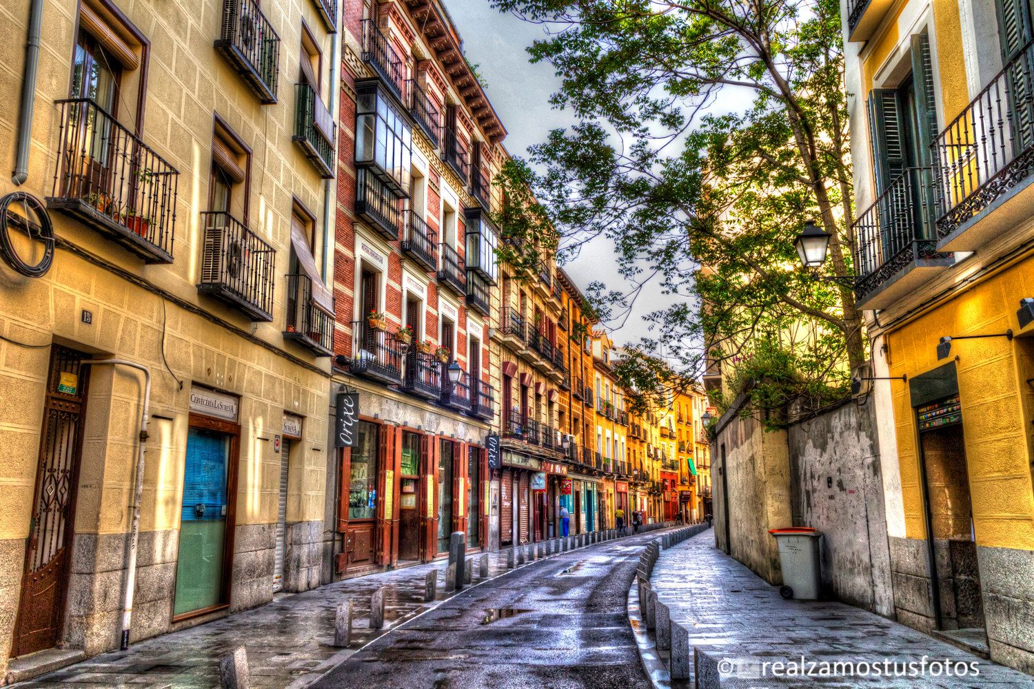 Cava Baja: Descubre los secretos de las mejores tapas en Madrid 3 ENCANTOS OCULTOS: EL ARTE DE LA HOSPITALIDAD