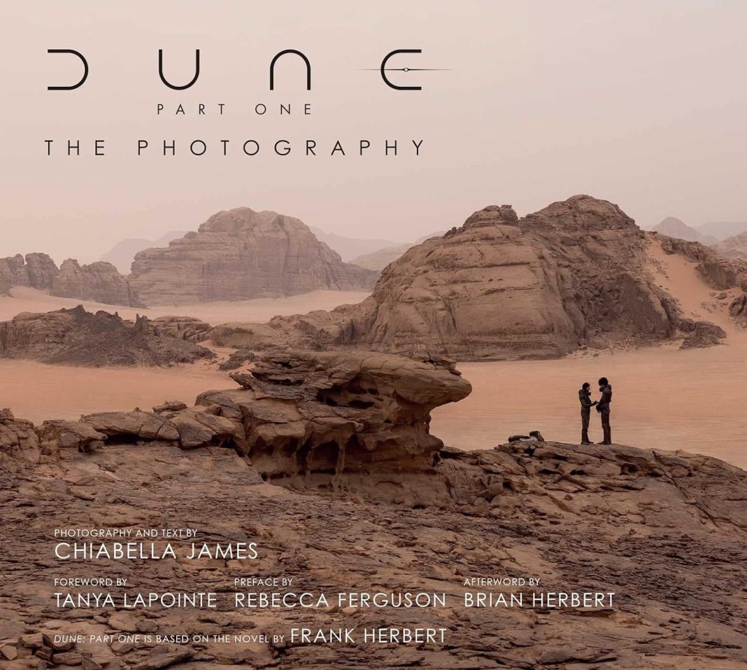 Dune: The Photography de Chiabella James
