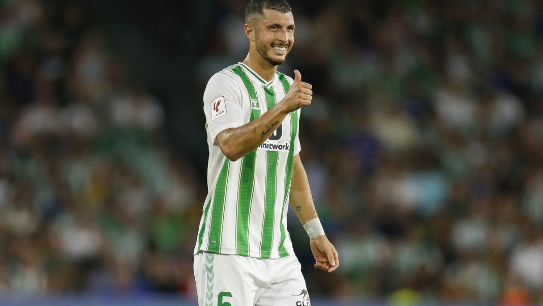 El dilema sobre el futuro de Guido Rodríguez y las decisiones pendientes