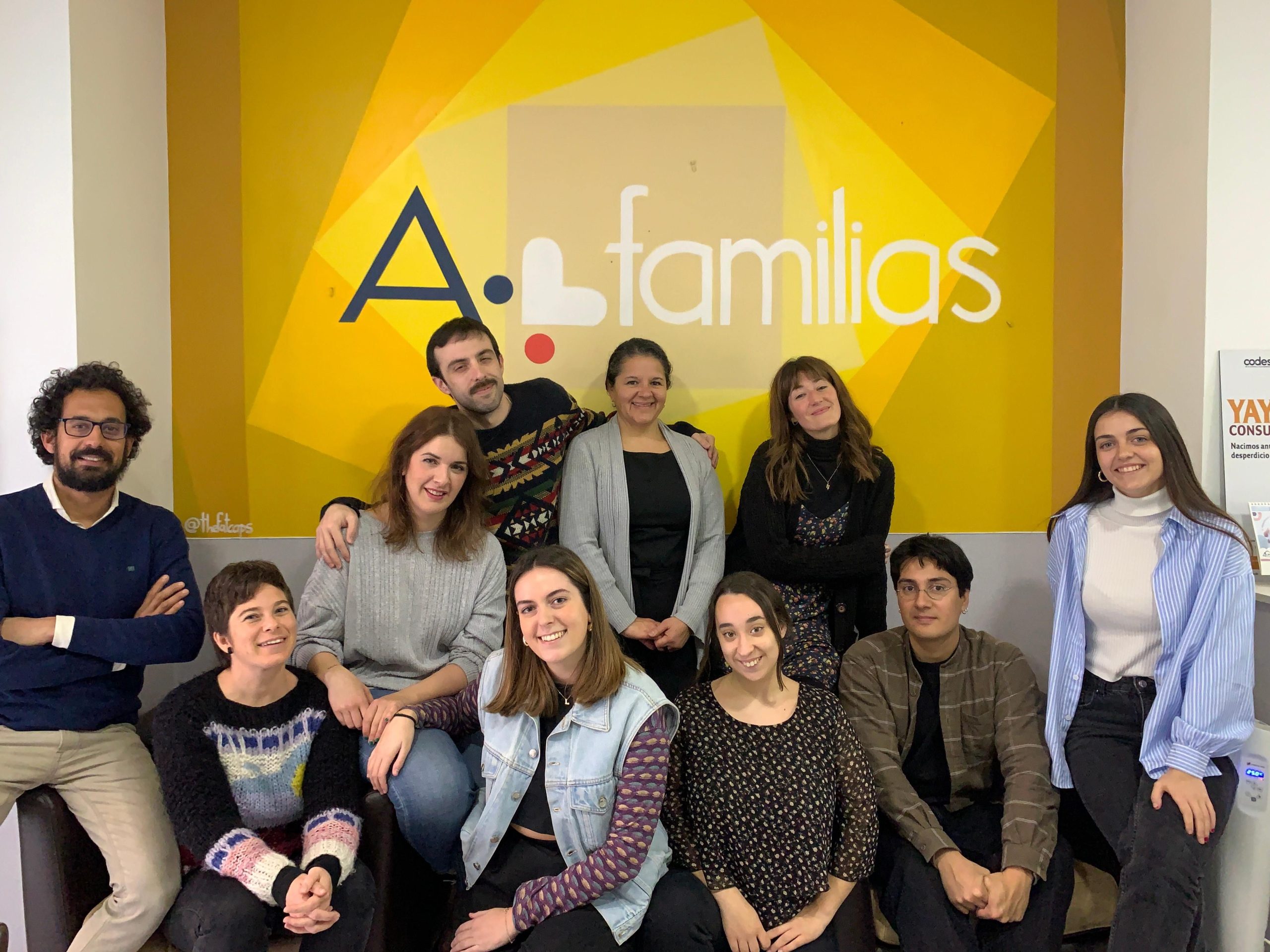 A+ Familias apoya a 570 personas en situación de vulnerabilidad de la Comunidad de Madrid 1 Equipo AFamilias scaled