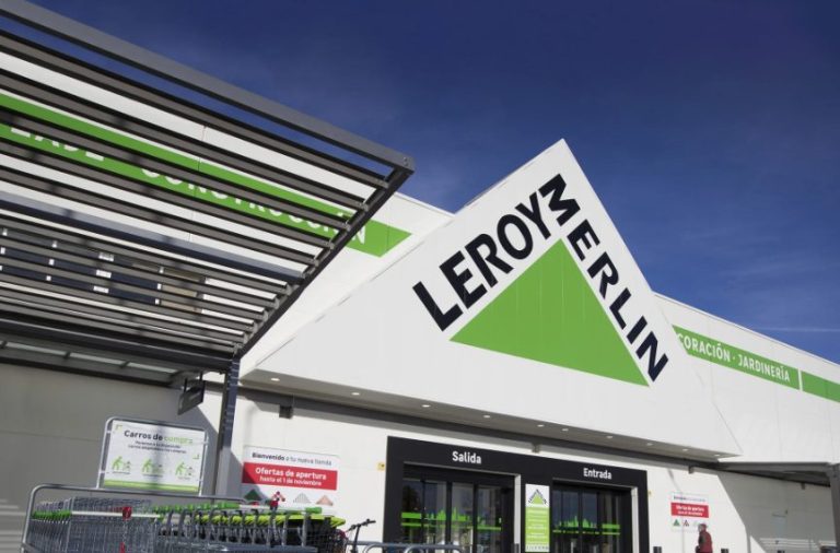 Esta mesa moderna y barata de Leroy Merlin encaja en cualquier hogar