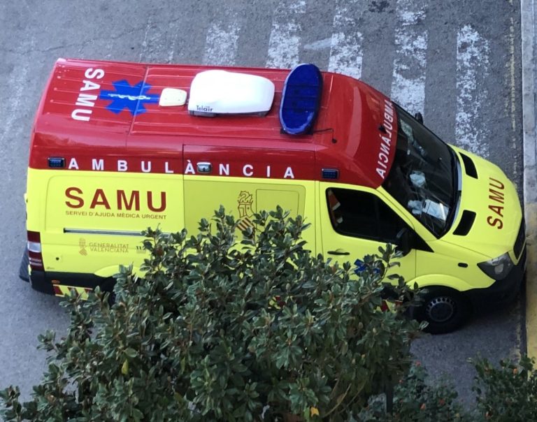 Muere electrocutado un joven de 18 años al subirse a un poste eléctrico en Carlet (Valencia)
