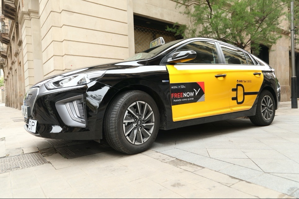 La norma que pedirá al taxi el B2 de Catalán ha abierto un complicado conflicto del sector