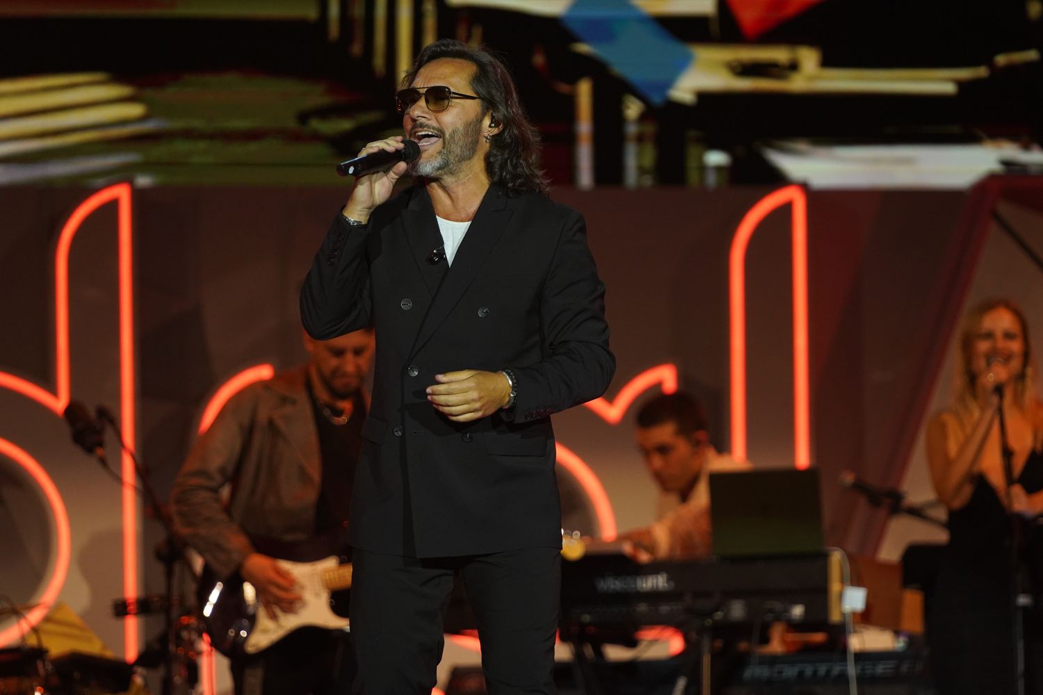 Diego Torres es fiel a su historia y sus sonidos en su más reciente disco de estudio: 'Mejor que ayer'