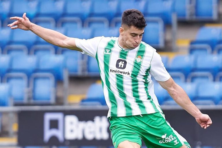 El Betis ya sabe las condiciones por Marc Roca: pendientes del Leeds