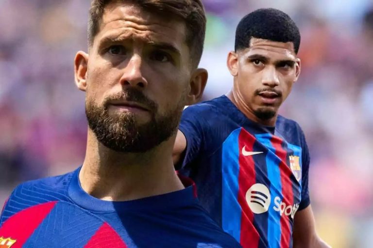 Iñigo Martínez se ofrece a la Real Sociedad y el Athletic