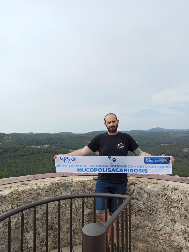 El corredor amateur Jonay Reguera emprende reto solidario para luchar contra el síndrome de Morquio