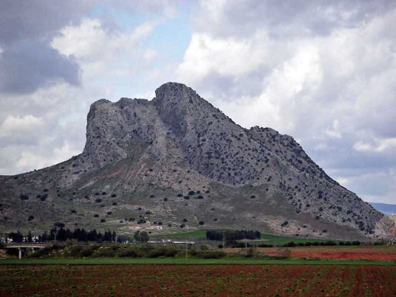 A esta montaña de España le llaman 'el Indio', y tiene una explicación 4 IMPACTO COMUNITARIO Y EDUCATIVO