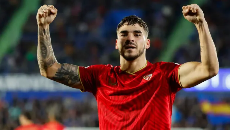 Isaac Romero obliga al Sevilla FC a tomar decisión drástica