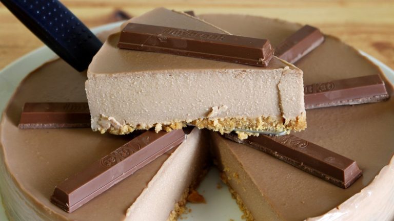 Receta para hacer una tarta de Kit Kat de escándalo de manera sencilla con o sin Thermomix