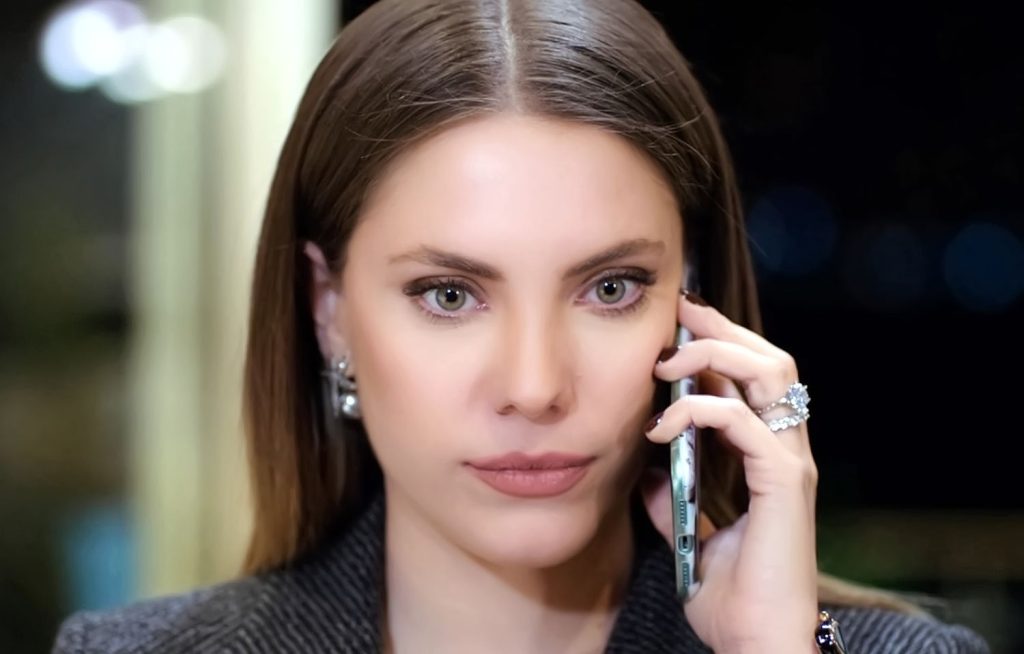 "Pecado Original": El engaño en el teatro de Yildiz, y la presencia de una impostora, en el episodio del lunes 18 de marzo