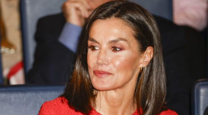 La Casa Real tiembla con Letizia y lo que saben Jaime del Burgo y Jaime Peñafiel
