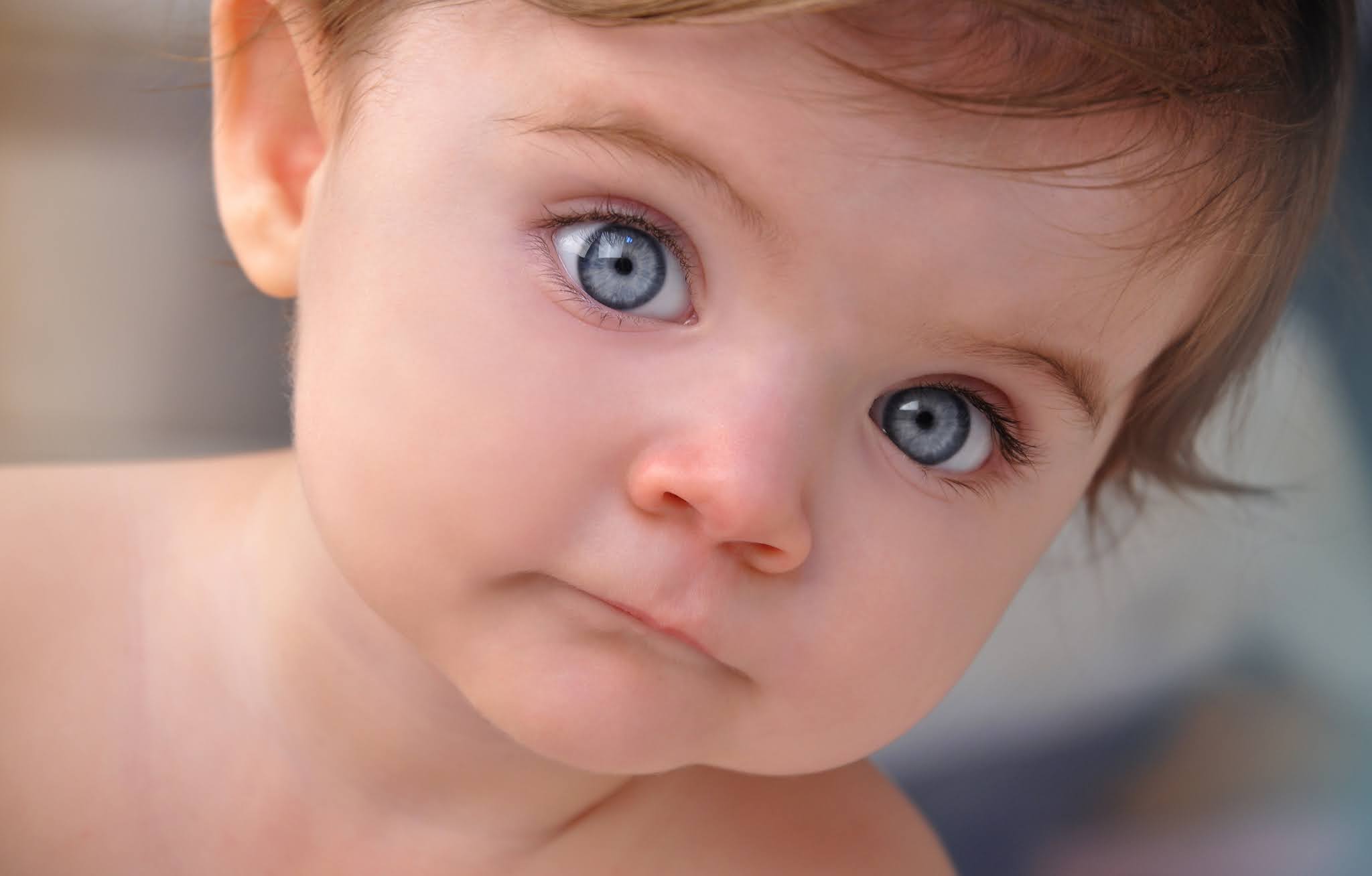 ¿Por qué cambian de color los ojos de los bebés cuando crecen? 1 BEBES: GENÉTICA Y COLOR DE OJOS