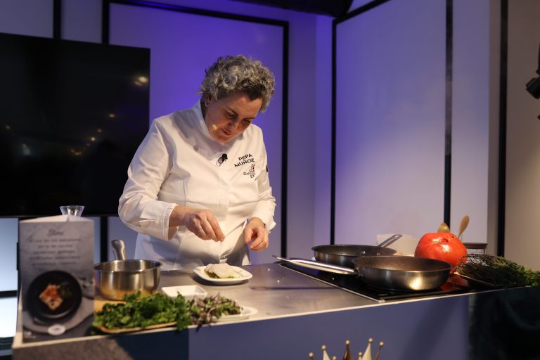 La "reina de la cocina" lleva al skrey de Noruega a su máxima expresión en la gastronomía nacional