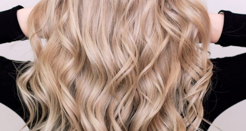 Ondas perfectas rizando el pelo con calcetines, la nueva moda viral que funciona en Instagram y TikTok