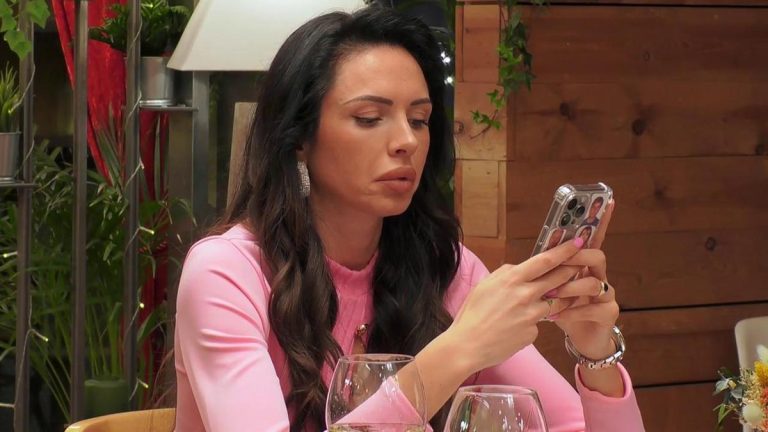 Lo nunca visto en First Dates: una soltera la lía en una cita y la pillan las cámaras de Cuatro