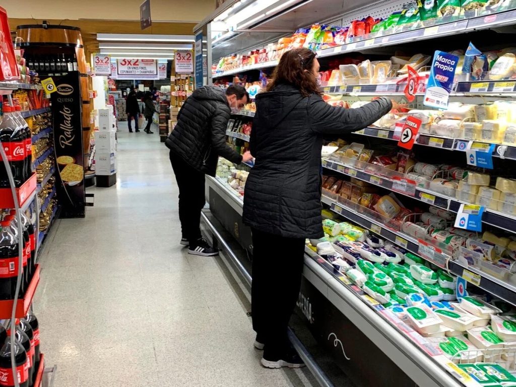 La OCU desvela el truco para comprar comida a mitad de precio en supermercados como Carrefour, Aldi y más 36 Los supermercados se adaptan a las necesidades de los consumidores