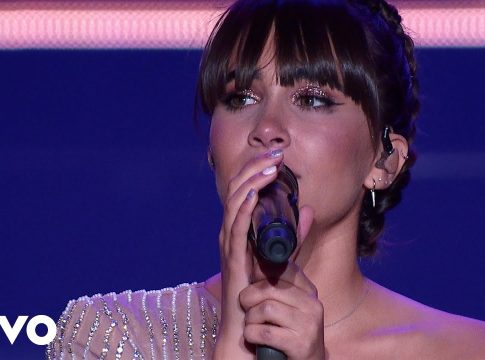 Miniatura del vídeo: Aitana - Vas A Quedarte (En Directo En El Palau Sant Jordi / 2019)