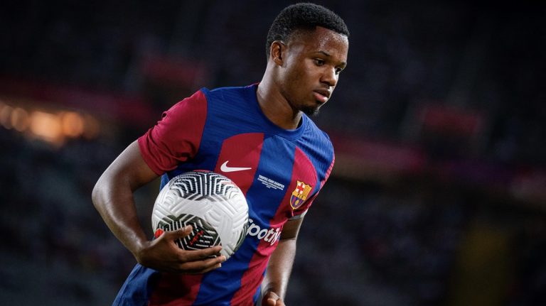 Ansu Fati recibe el rejón definitivo de Hansi Flick