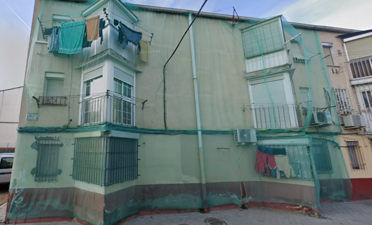 Las casas de la Colonia Experimental de Villaverde se hunden 20 años después