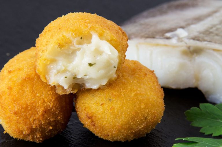 El secreto para unas croquetas de bacalao insuperables, una receta tradicional llevada al máximo nivel