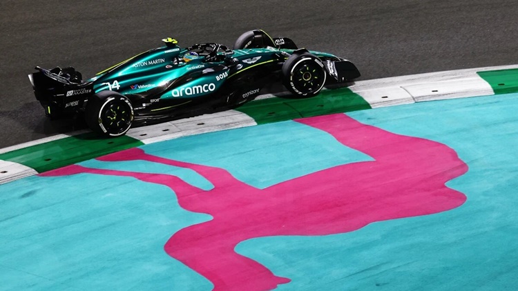 Fernando Alonso Aston Martin mejoras