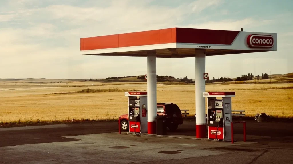 El truco para saber fácil si una gasolinera está en la autovía o en un desvío 63 Emergencias en la carretera