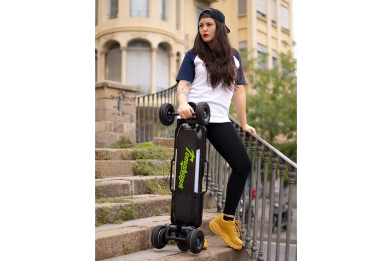 Tomahawk Skateboards explica las ventajas de los skateboards eléctricos