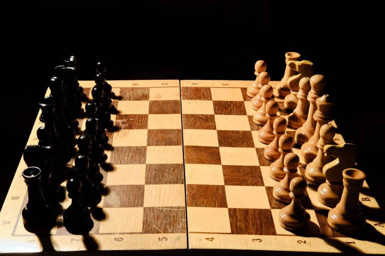 Melocotón Regalos y su oferta de ajedrez de madera, un juego que nunca pasa de moda