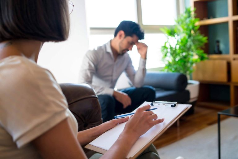 ¿Cuáles son las diferencias entre un psiquiatra y un psicólogo? Según Contigo Psicología