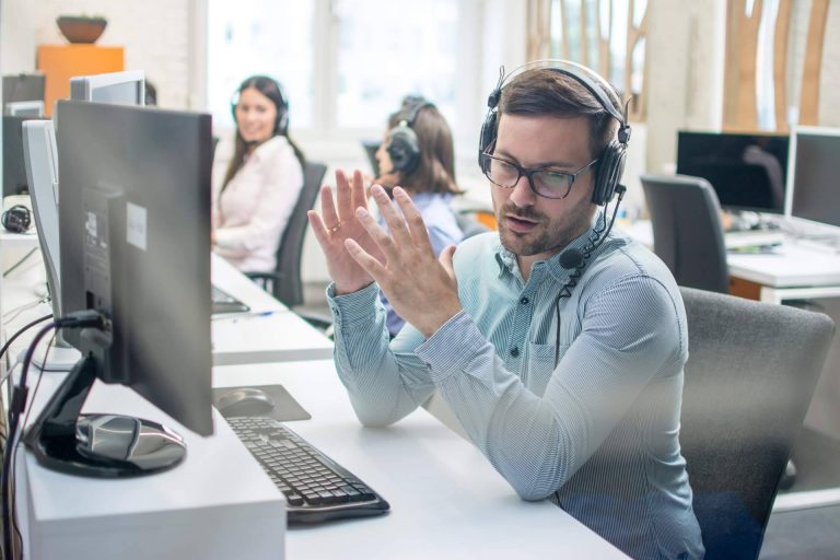 ¿Cuáles son los 10 tipos de empresas que impulsarán su éxito con un call center automatizado?