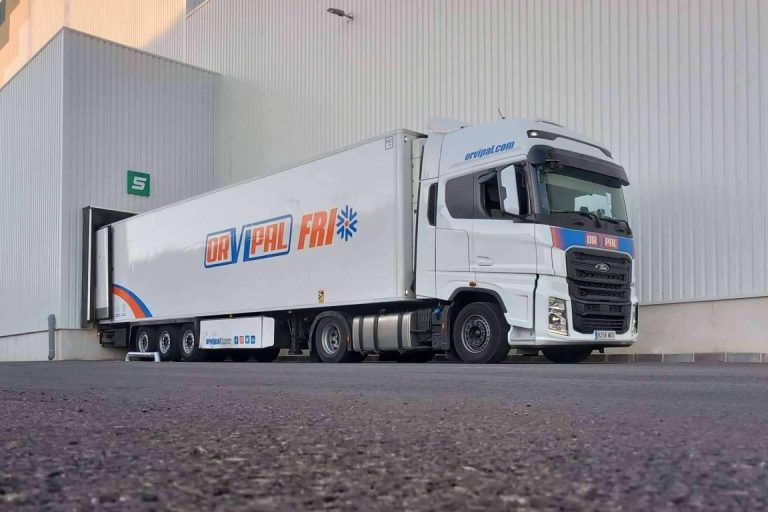 Servicio de transporte de mercancías por carretera, con Orvipal