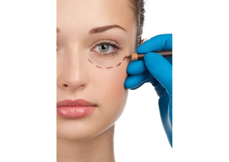 El cuidado de la piel, una parte fundamental en los tratamientos de rejuvenecimiento del Doctor Montes