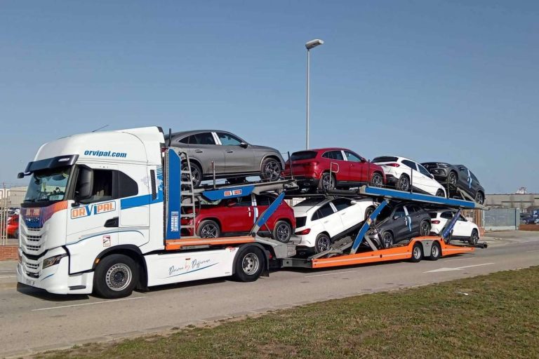 Transporte de vehículos en España con Orvipal