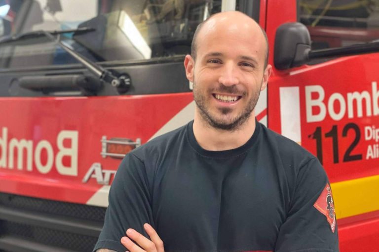 NB Oposiciones a Bombero es una academia dedicada a la preparación de oposiciones a bombero en la Comunidad Valenciana