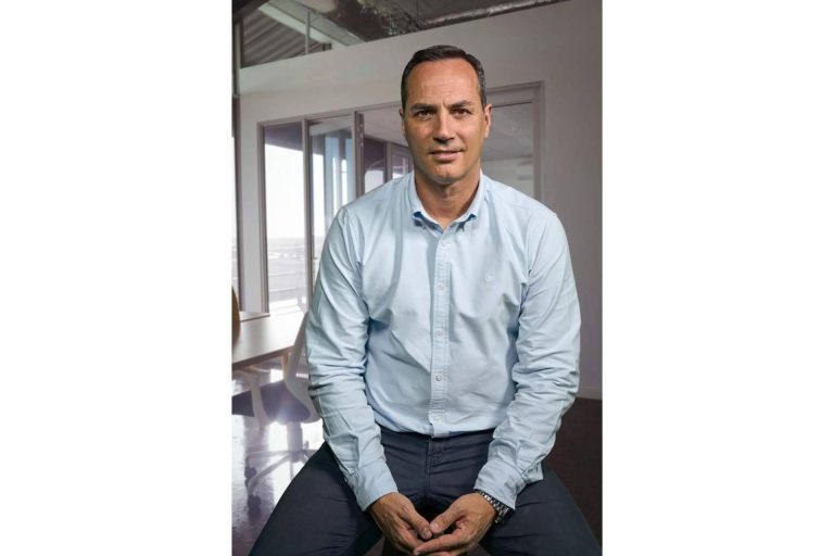 Jesús Golderos enseña al lector a afrontar el cambio personal en ‘Cambio; Misión posible’